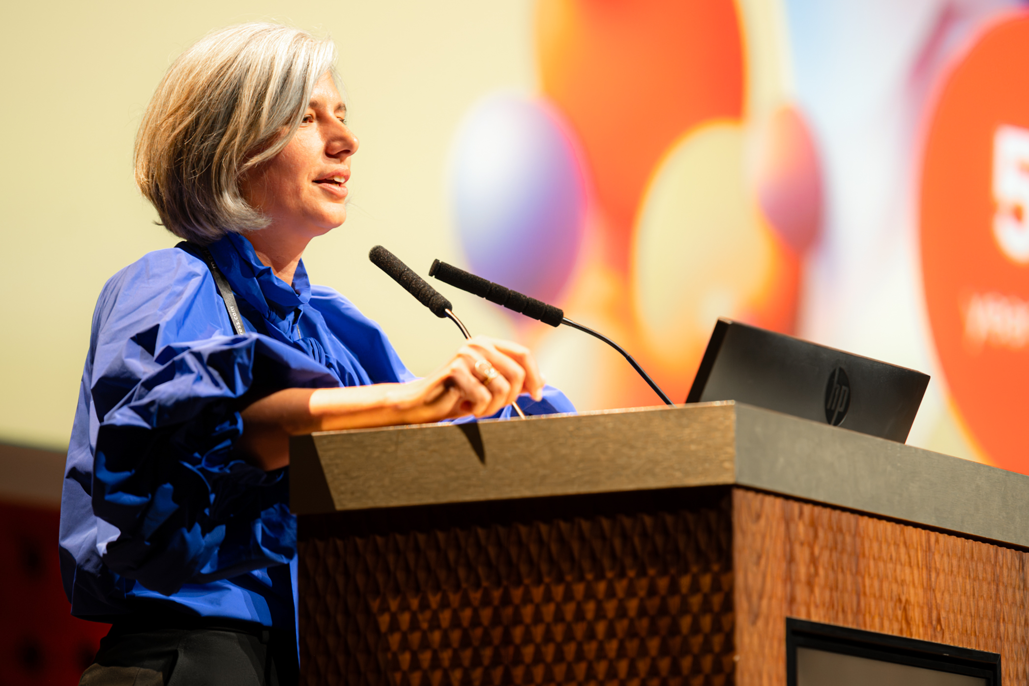 veerle bloemen presenting at esb 2026